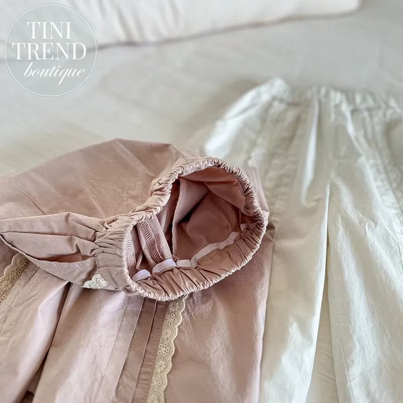 CLARA | Light Cotton Wide Leg Pants with Pockets