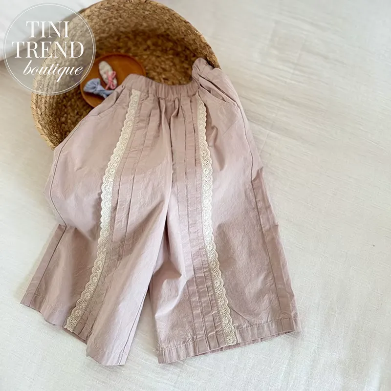 CLARA | Light Cotton Wide Leg Pants with Pockets