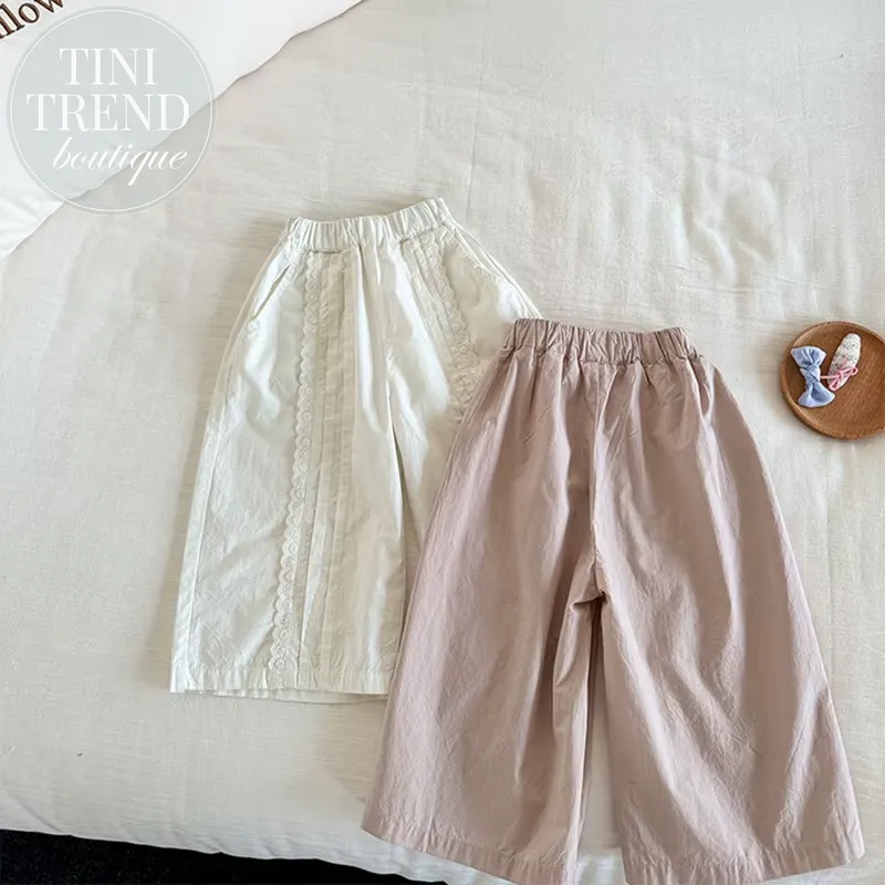 CLARA | Light Cotton Wide Leg Pants with Pockets