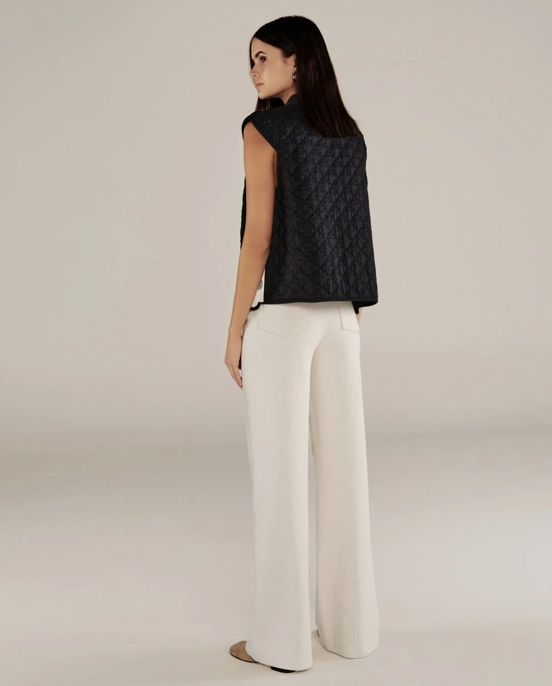 CRISTINA | Black Flower Cotton Vest