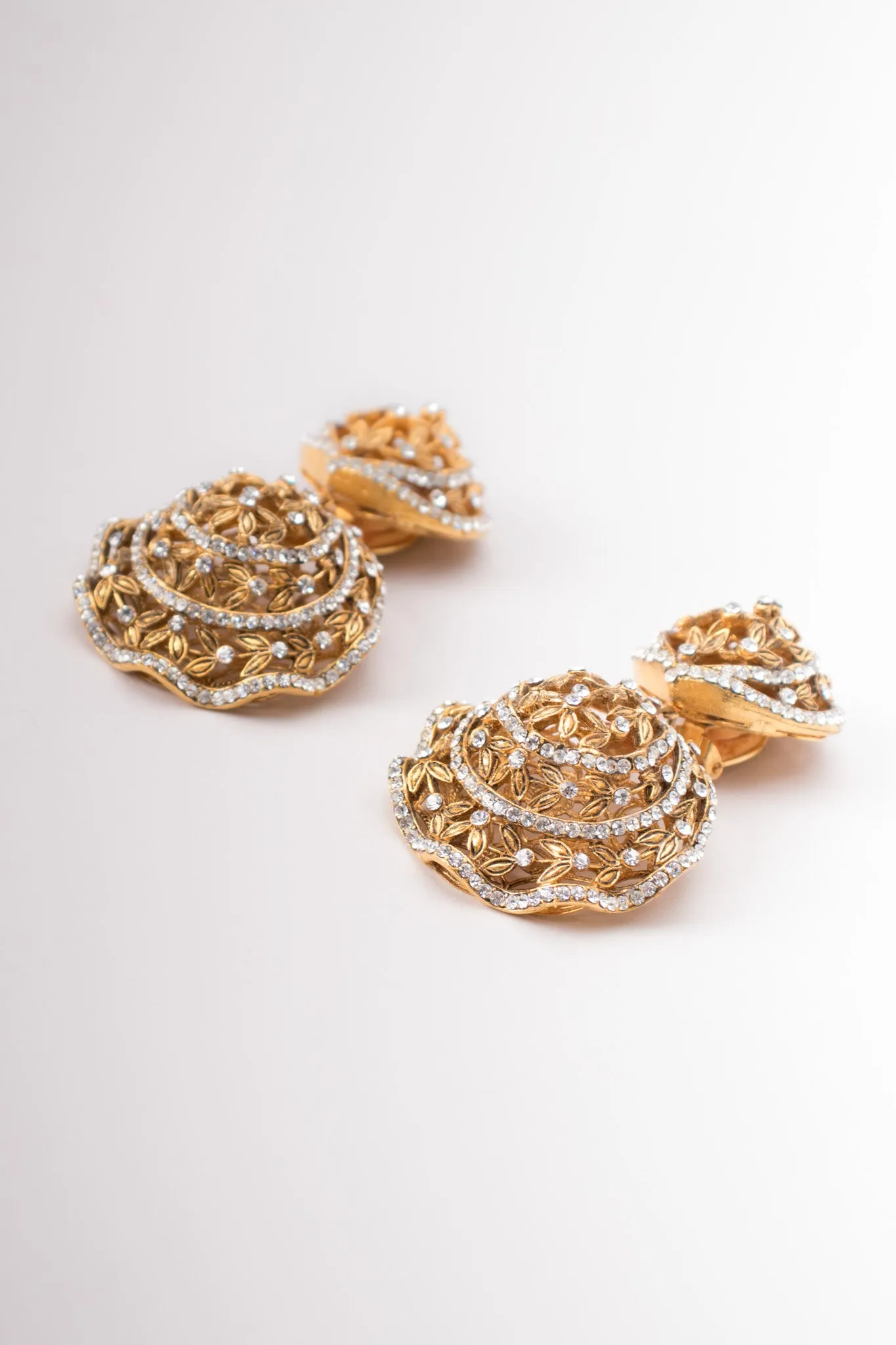 Crystal Oyster Drop Earrings