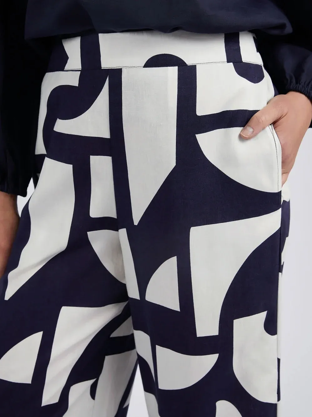 Dali Abstract Pant (8148025)
