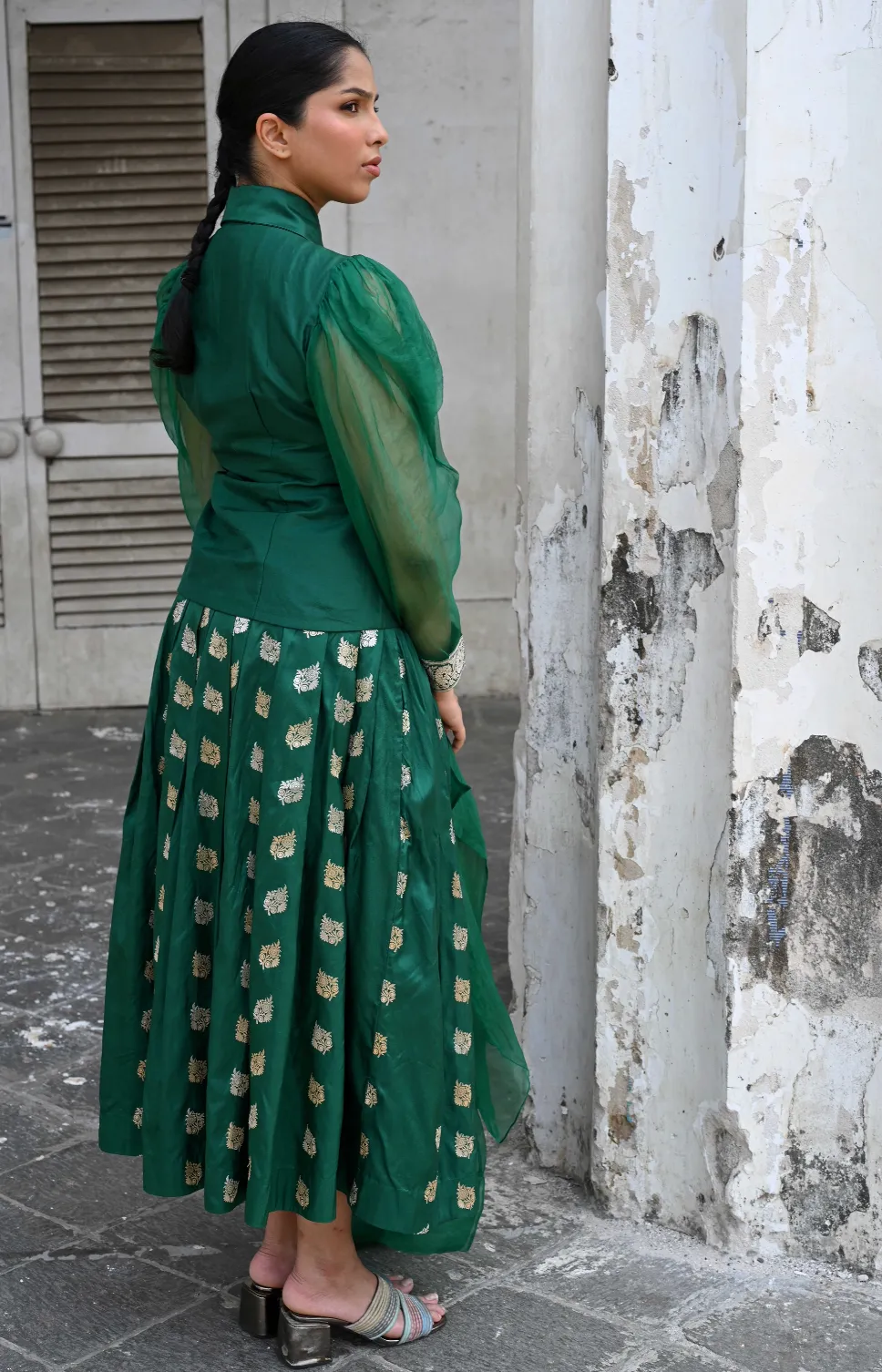 EMERALD GREEN BANARASI SHIRT, SKIRT & JACKET SET