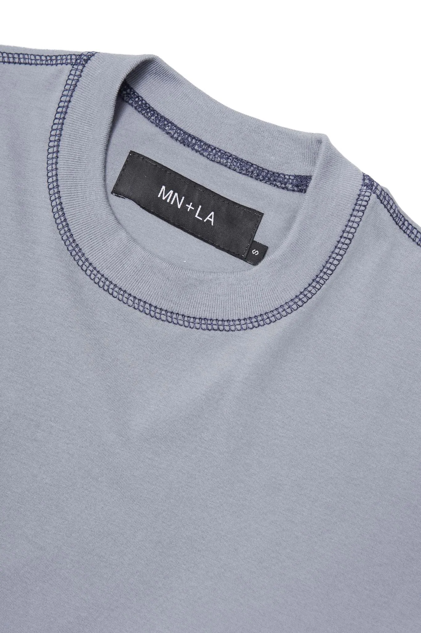 EXO™ BOX LITE TEE IN GLACIER/NAVY
