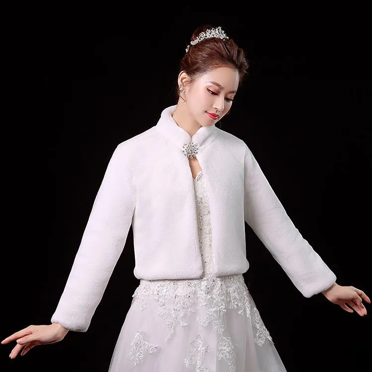 Faux Fur Bridal Wrap Wedding Coat with Long Sleeves