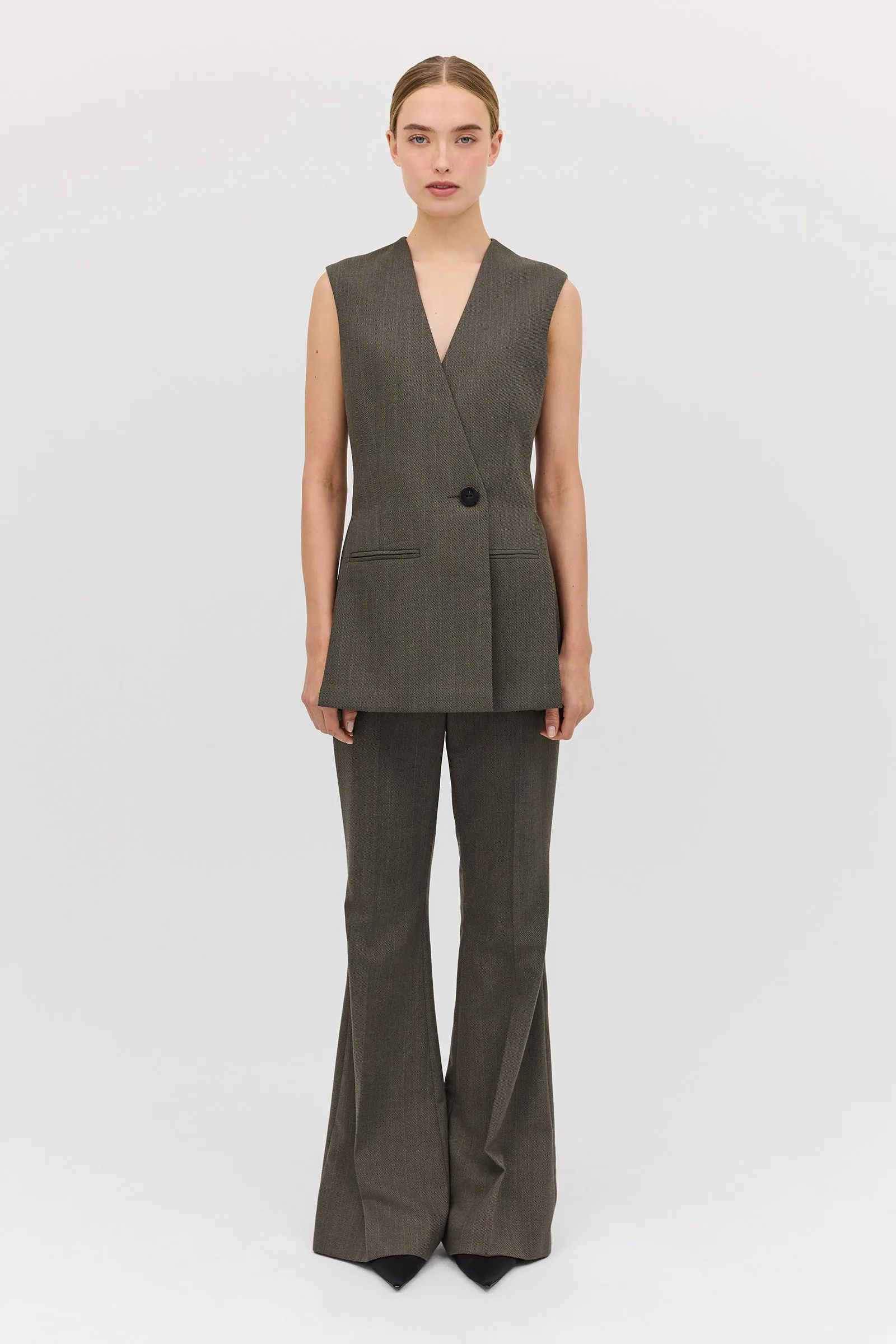 LIQUORICE WOOL ELLIPSIS VEST