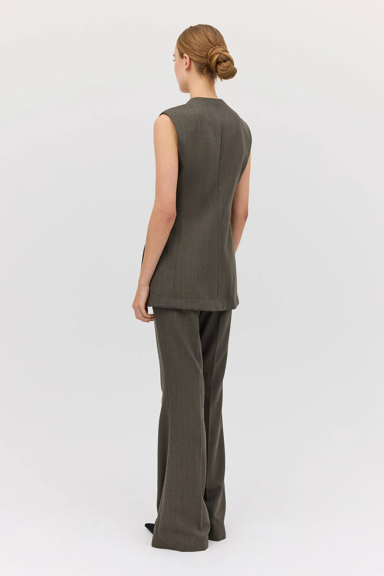 LIQUORICE WOOL ELLIPSIS VEST