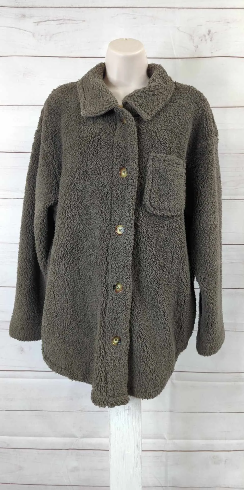 MEDIUM DK OLIVE A504342 Koolaburra by UGG Brushed Back Sherpa Cozy Shacket