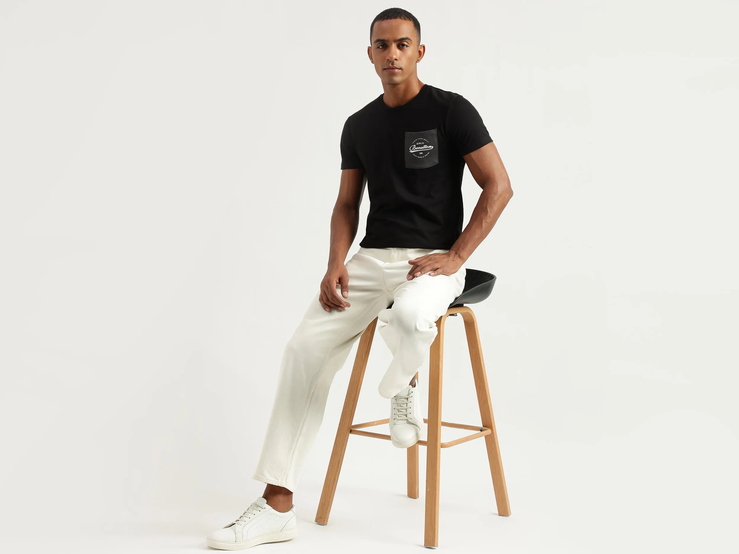 Men's Regular Fit Round Neck Solid Tshirts