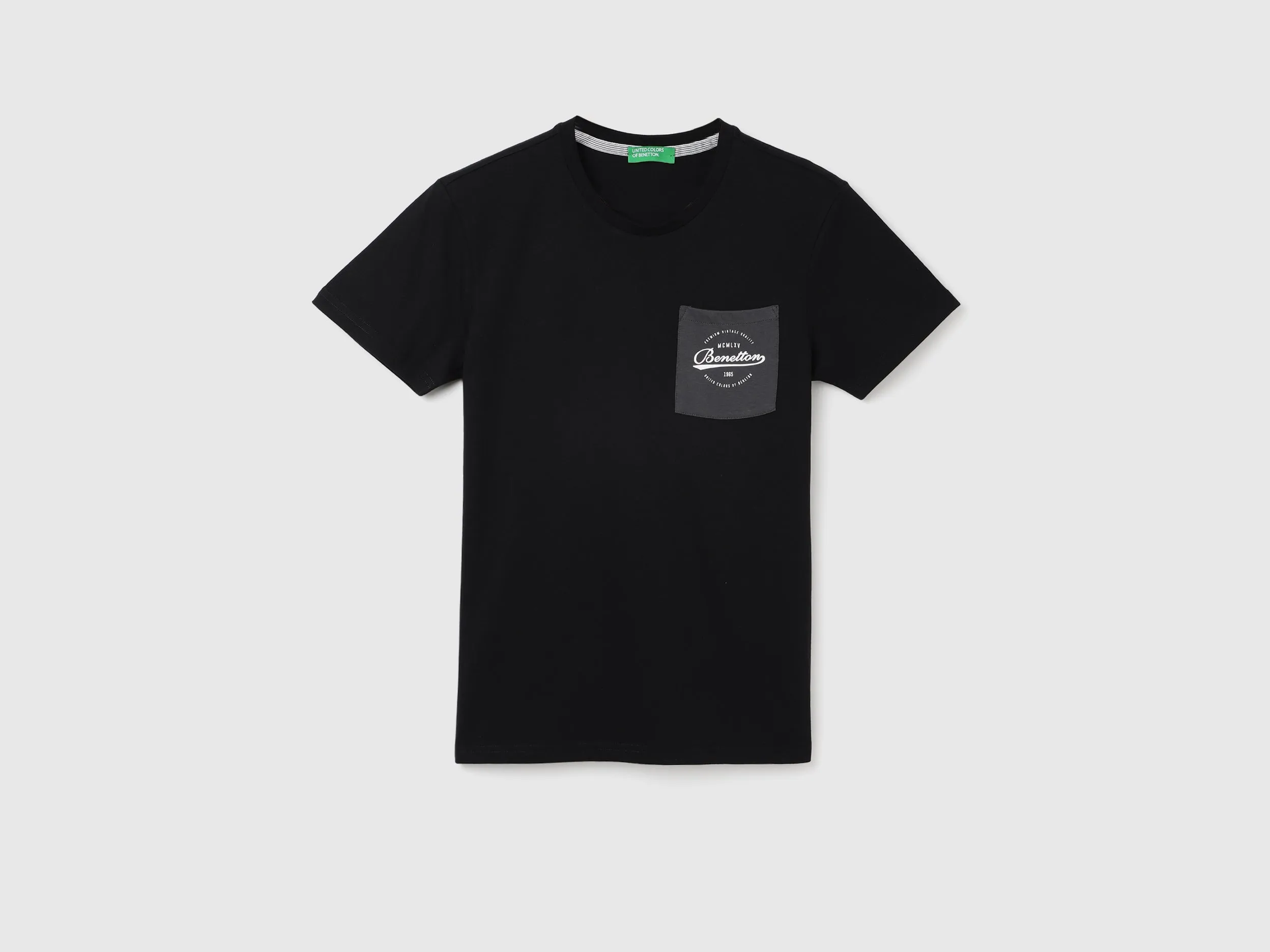 Men's Regular Fit Round Neck Solid Tshirts