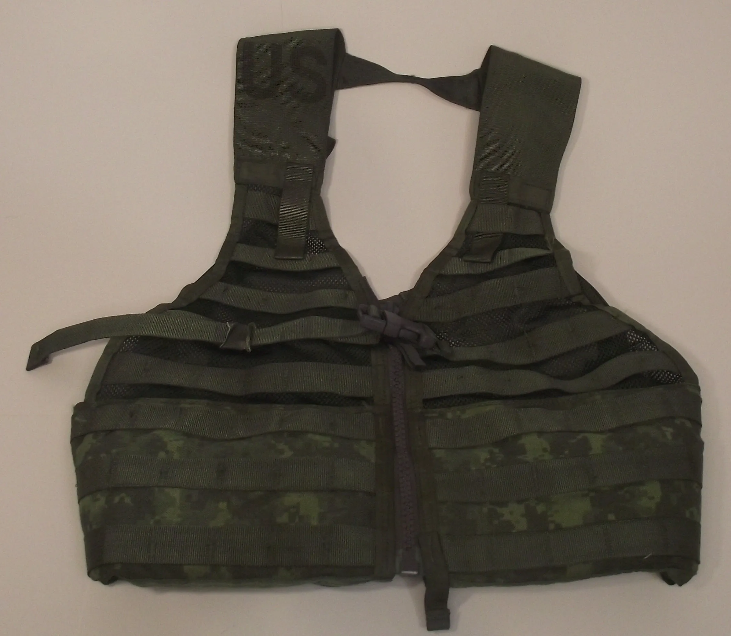 MOLLE II Fight Load Carrier