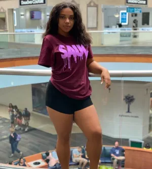 Neon Purple Glitter Sauce | Maroon Tee