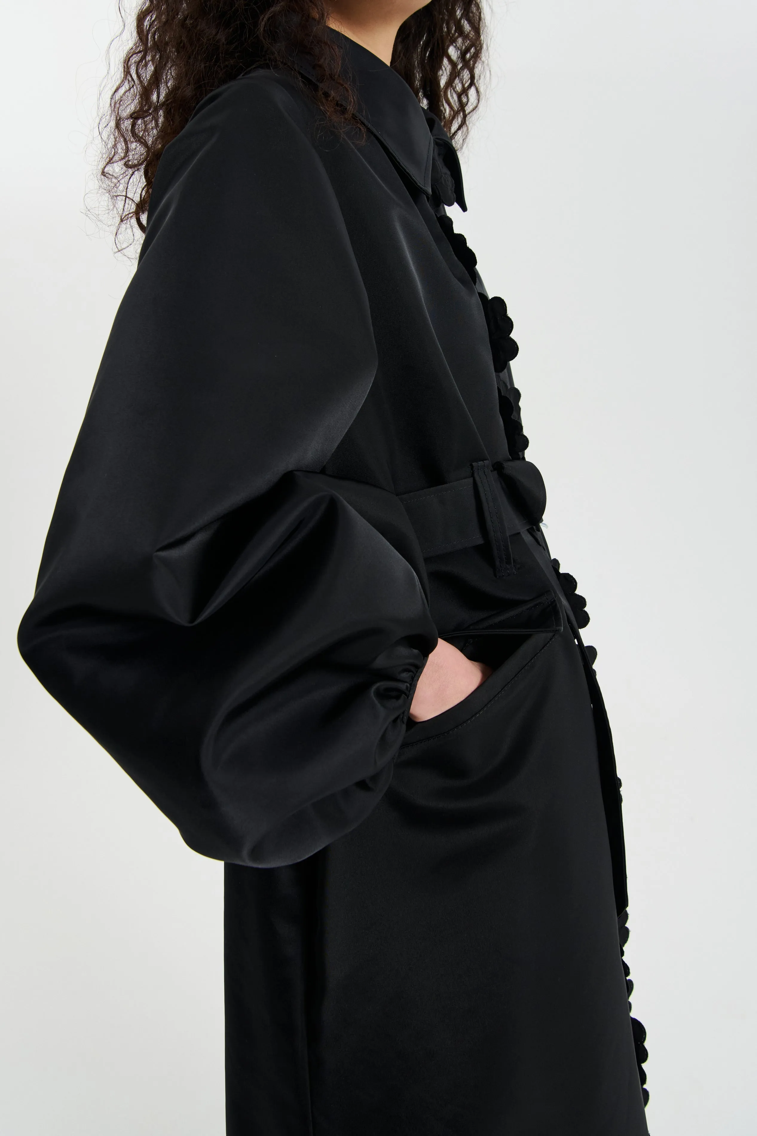 ORAH | COAT TECHNICAL CANVAS BLACK