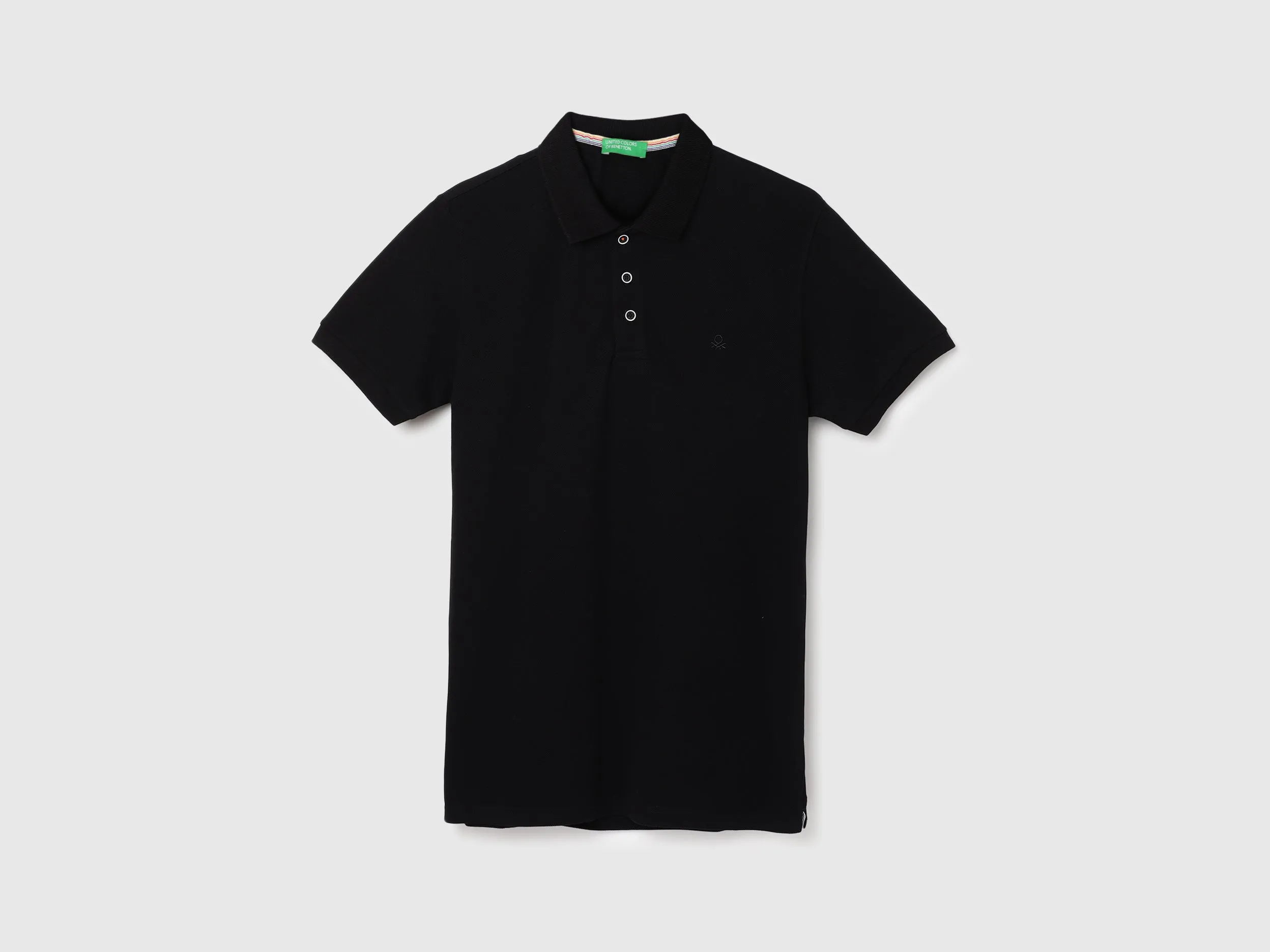 Regular Fit Polo Neck Solid Pattern T-shirt