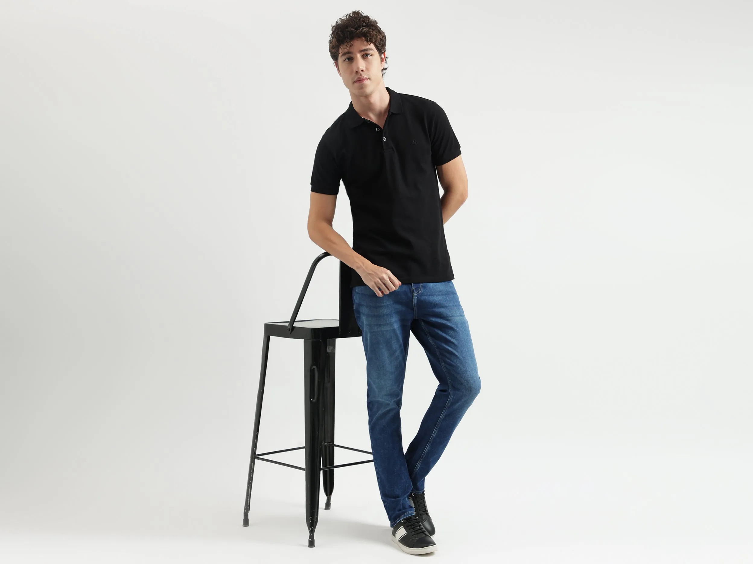 Regular Fit Polo Neck Solid Pattern T-shirt