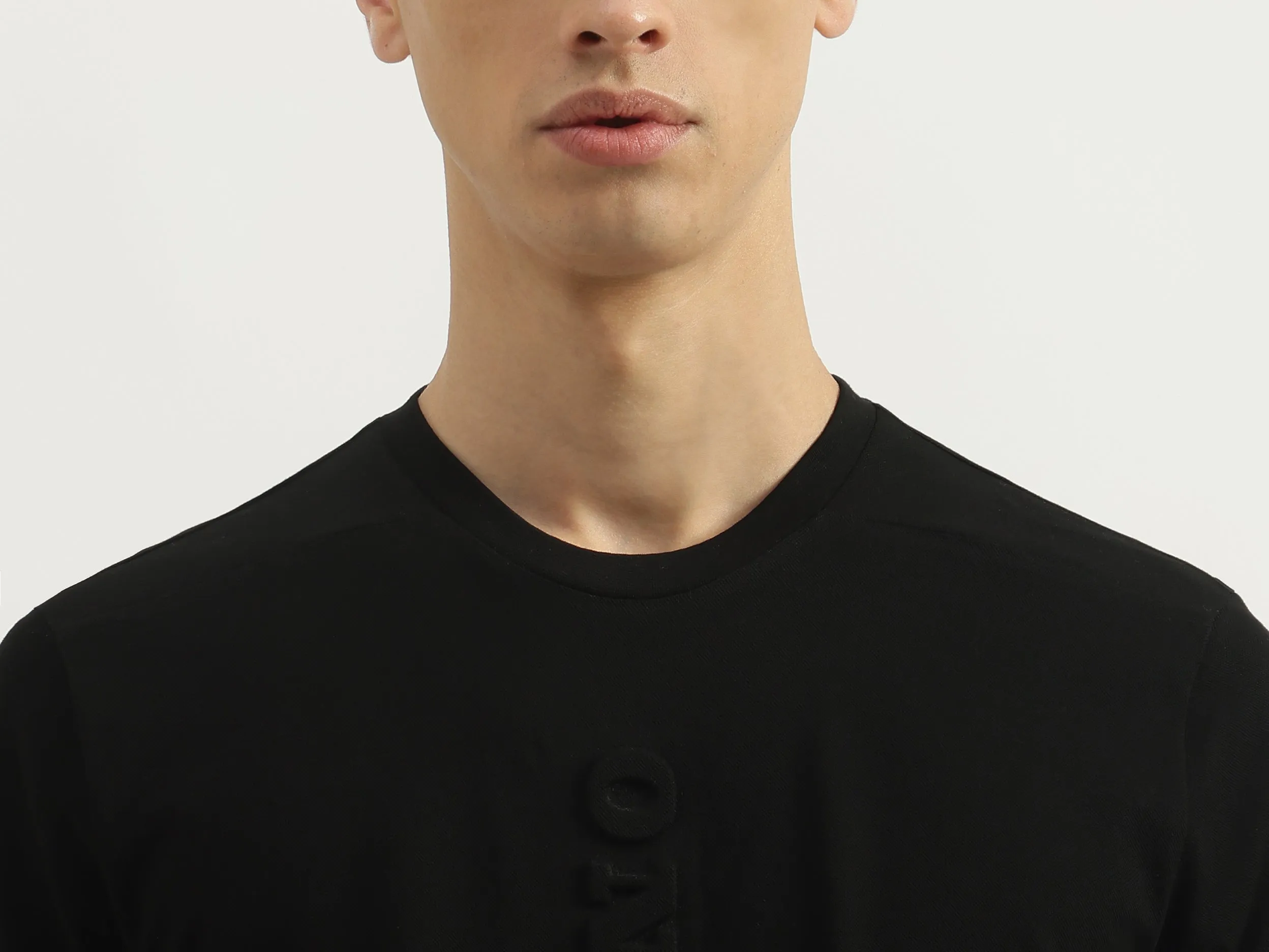 Regular Fit Round Neck Solid Tshirt