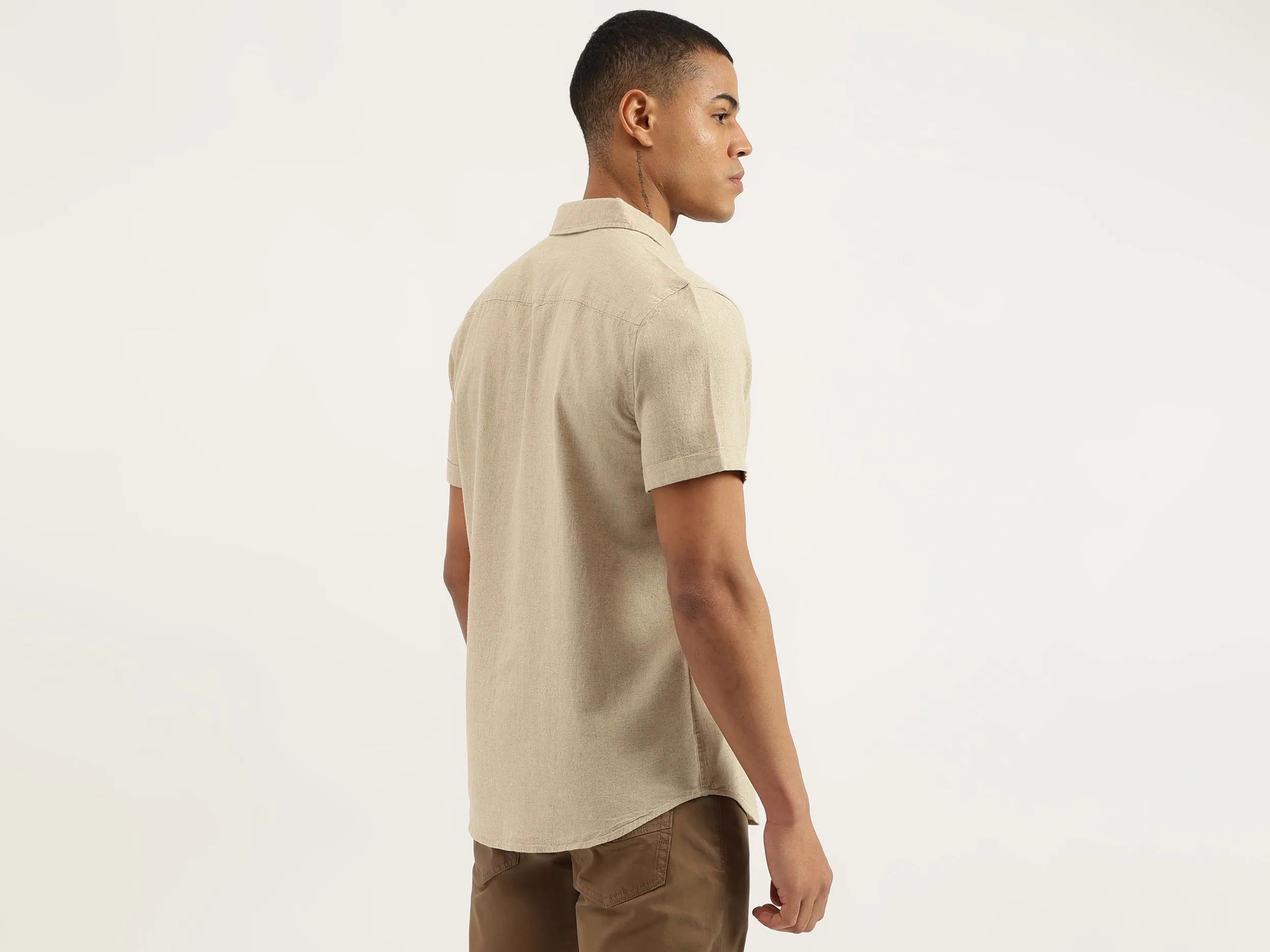 Regular Fit Spread Collar Solid Shirts
