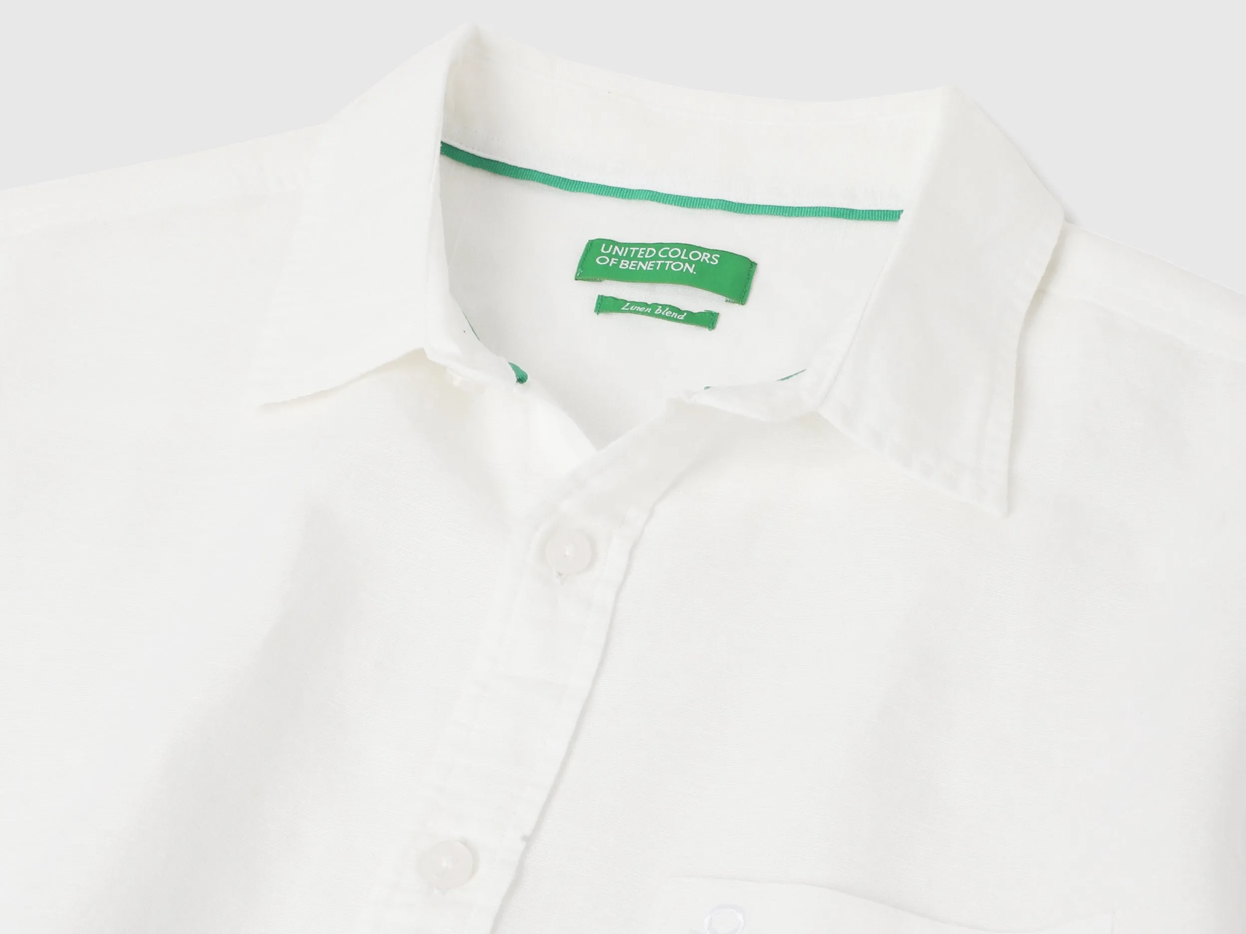 Regular Fit Spread Collar Solid Shirts