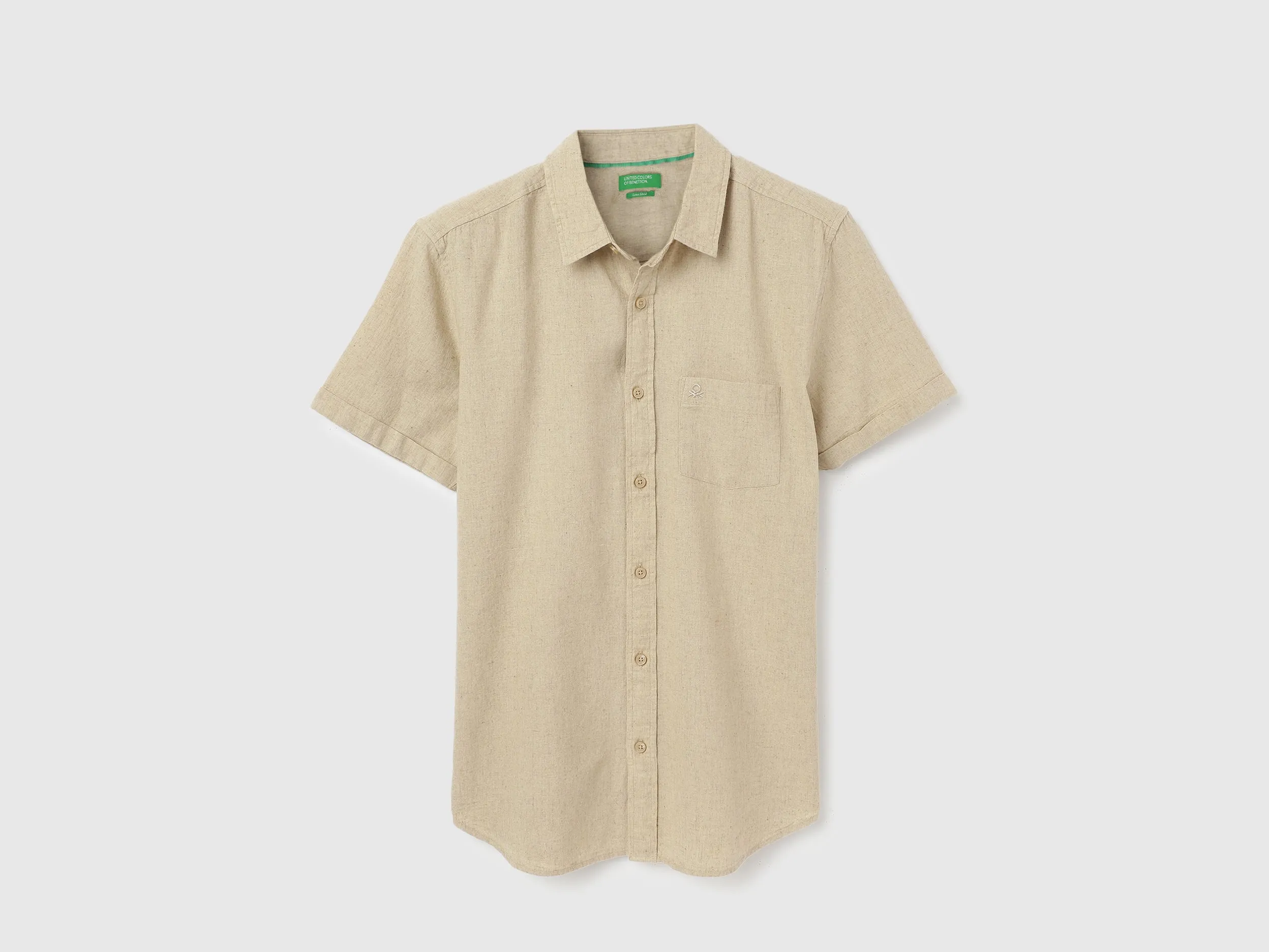 Regular Fit Spread Collar Solid Shirts
