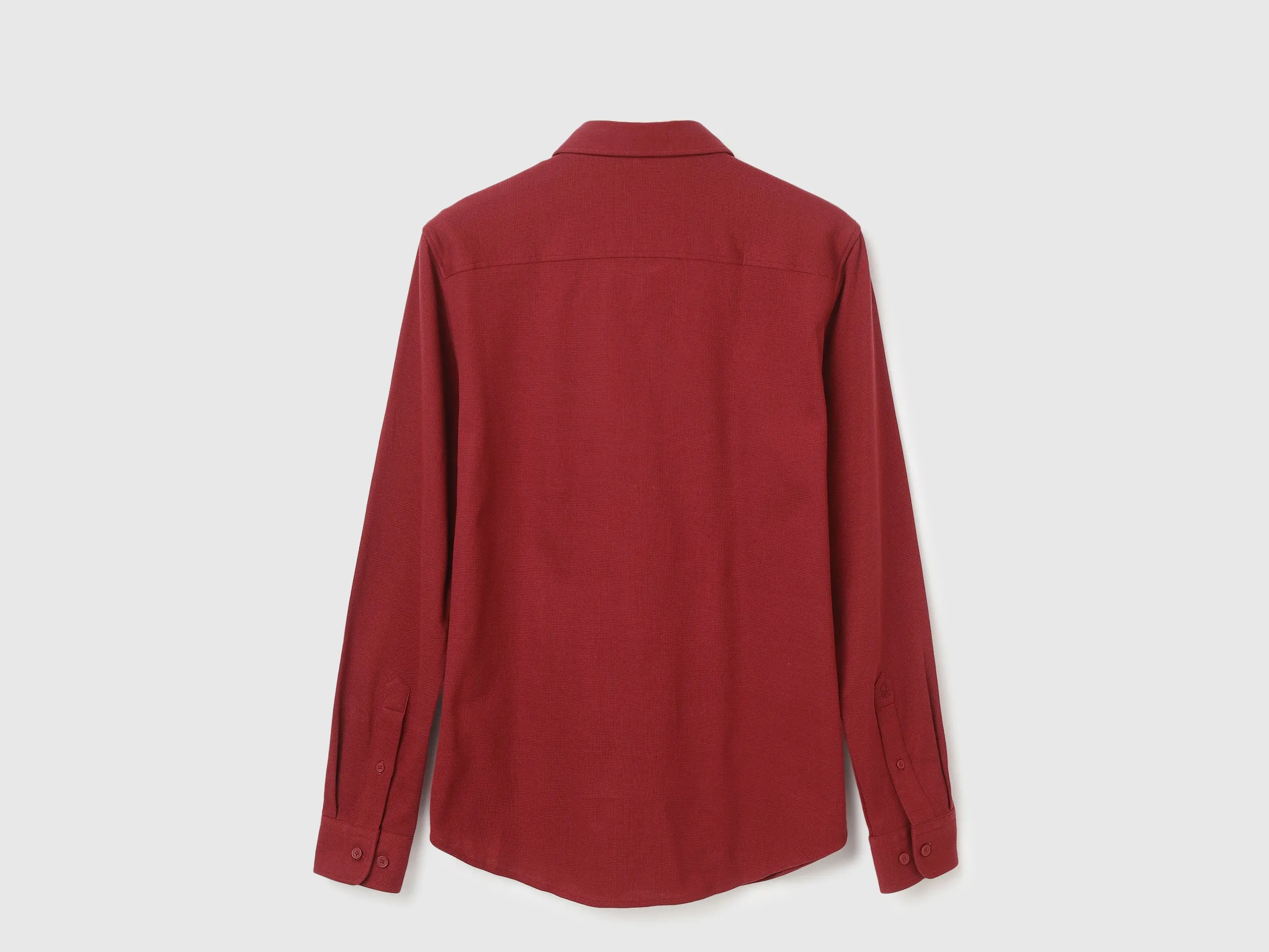 Regular Fit Spread Collar Textured Shirts