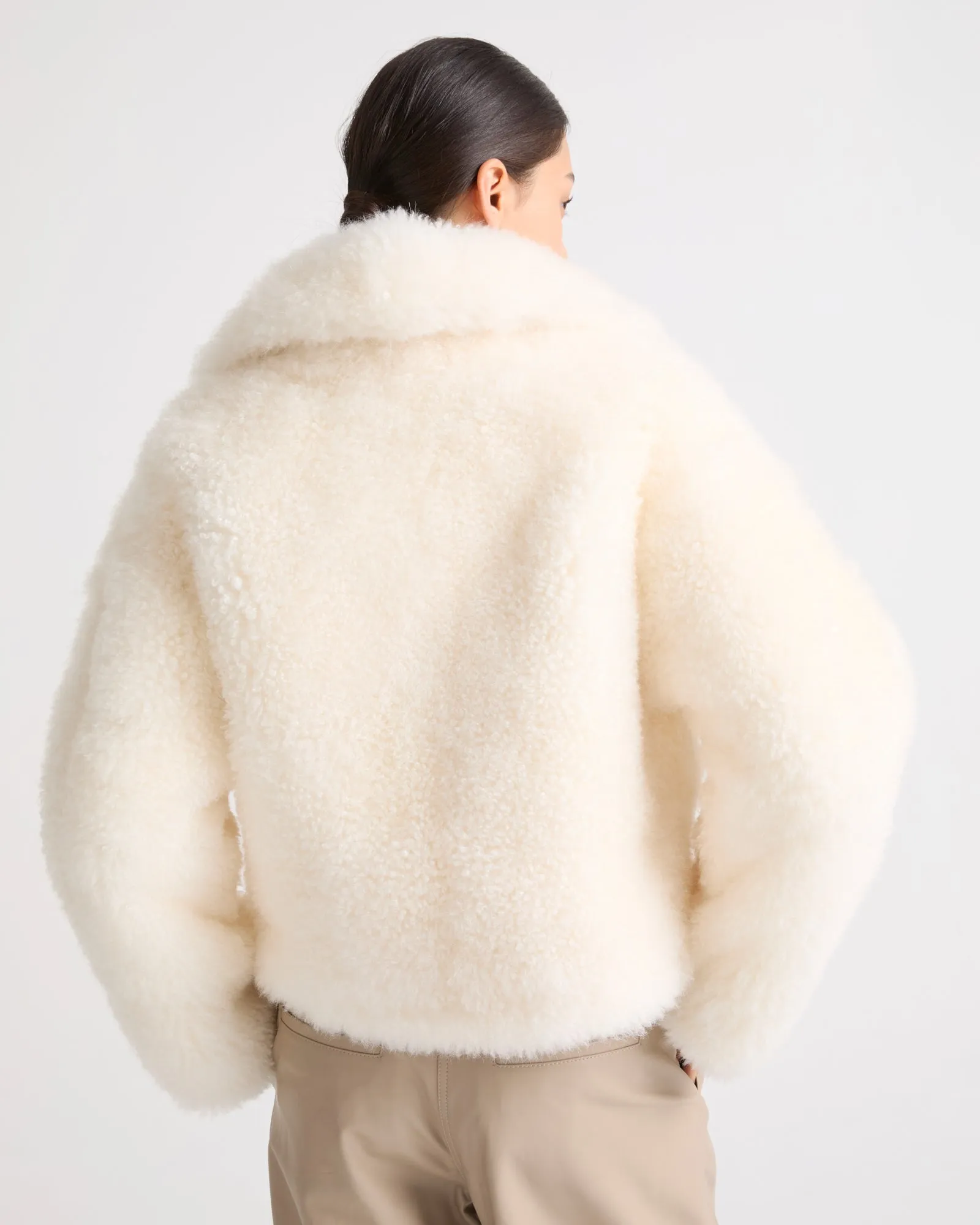 Short jacket in curly cashmere-feel lambswool