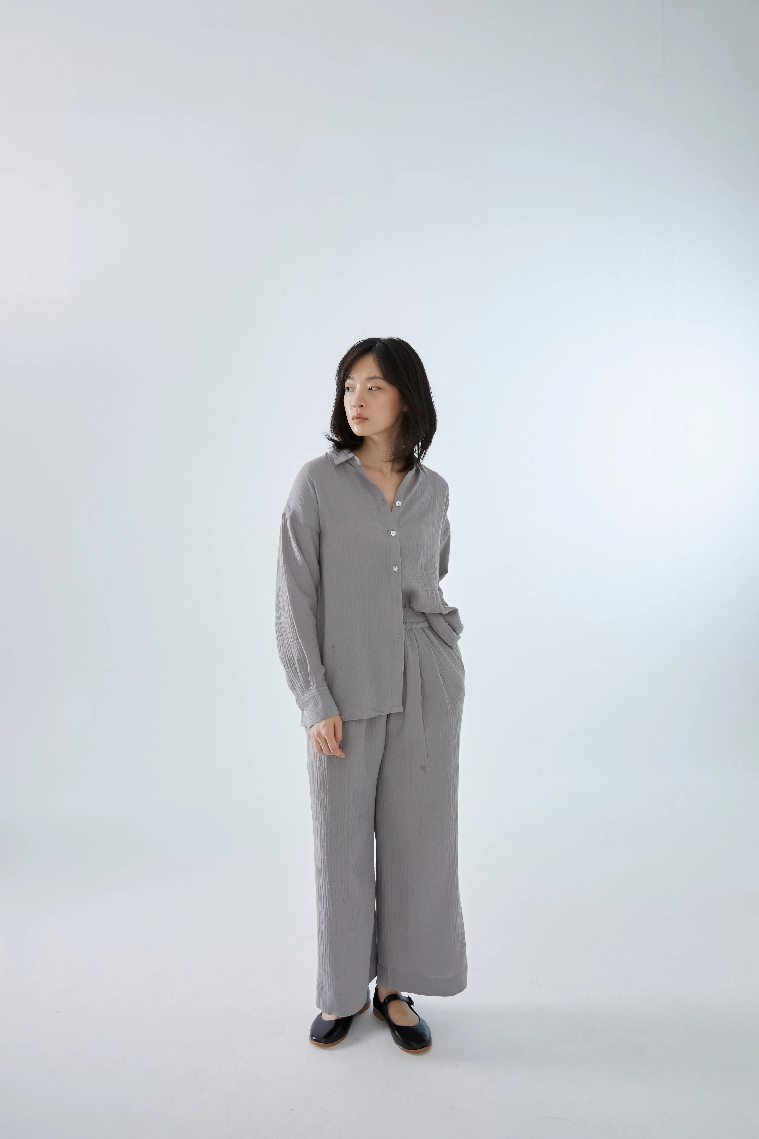 SIMPLE WIDE LEG PANTS