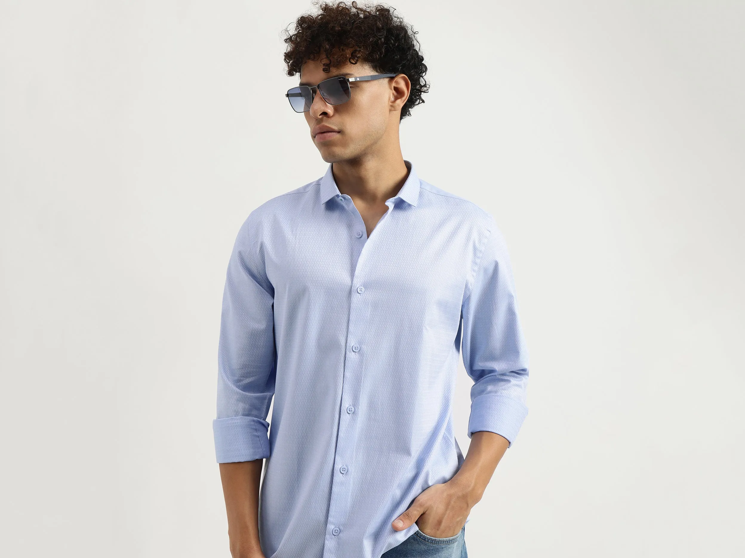 Slim Spread Collar Solid Shirt