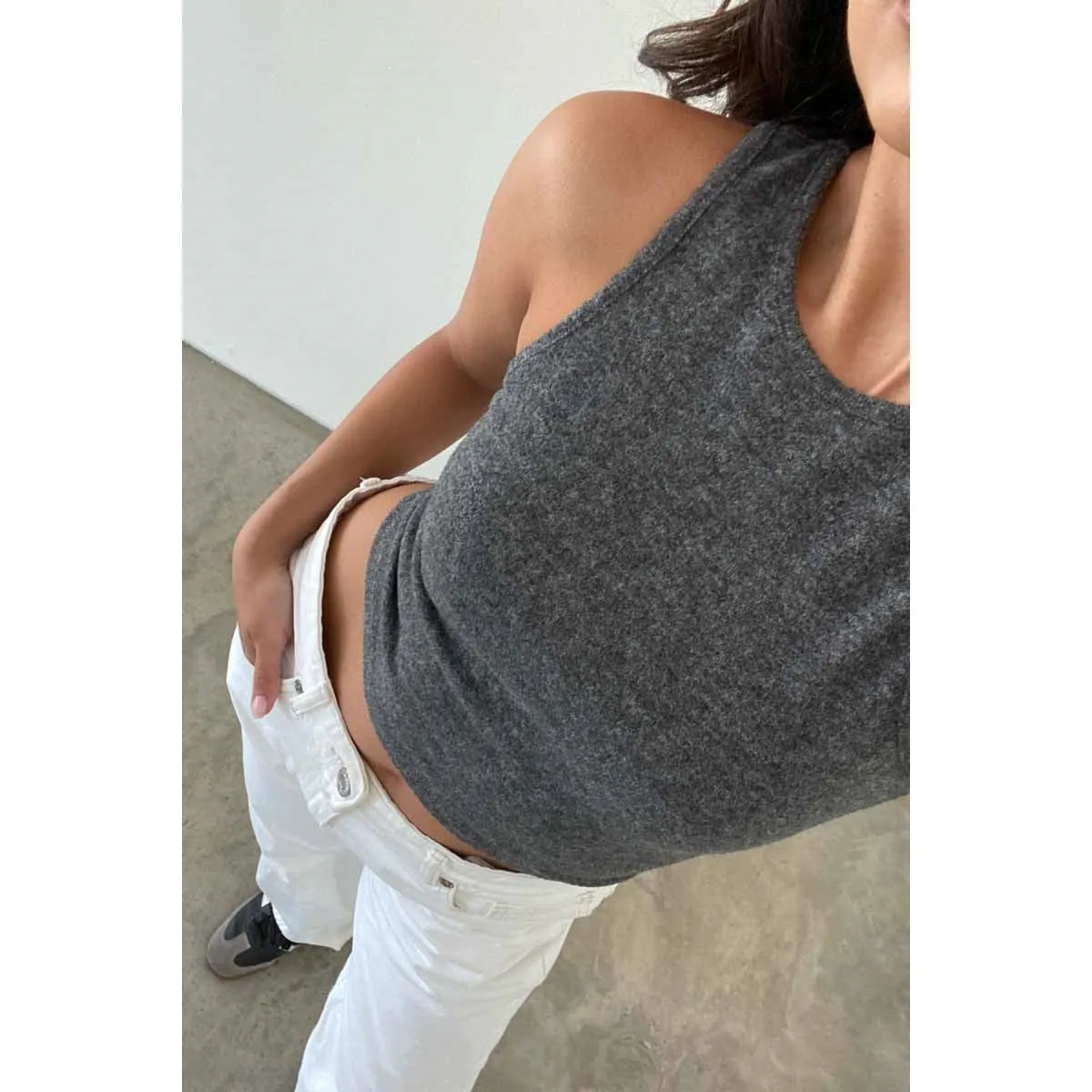 SOFT KNIT RACER CROPPED TANK TOP