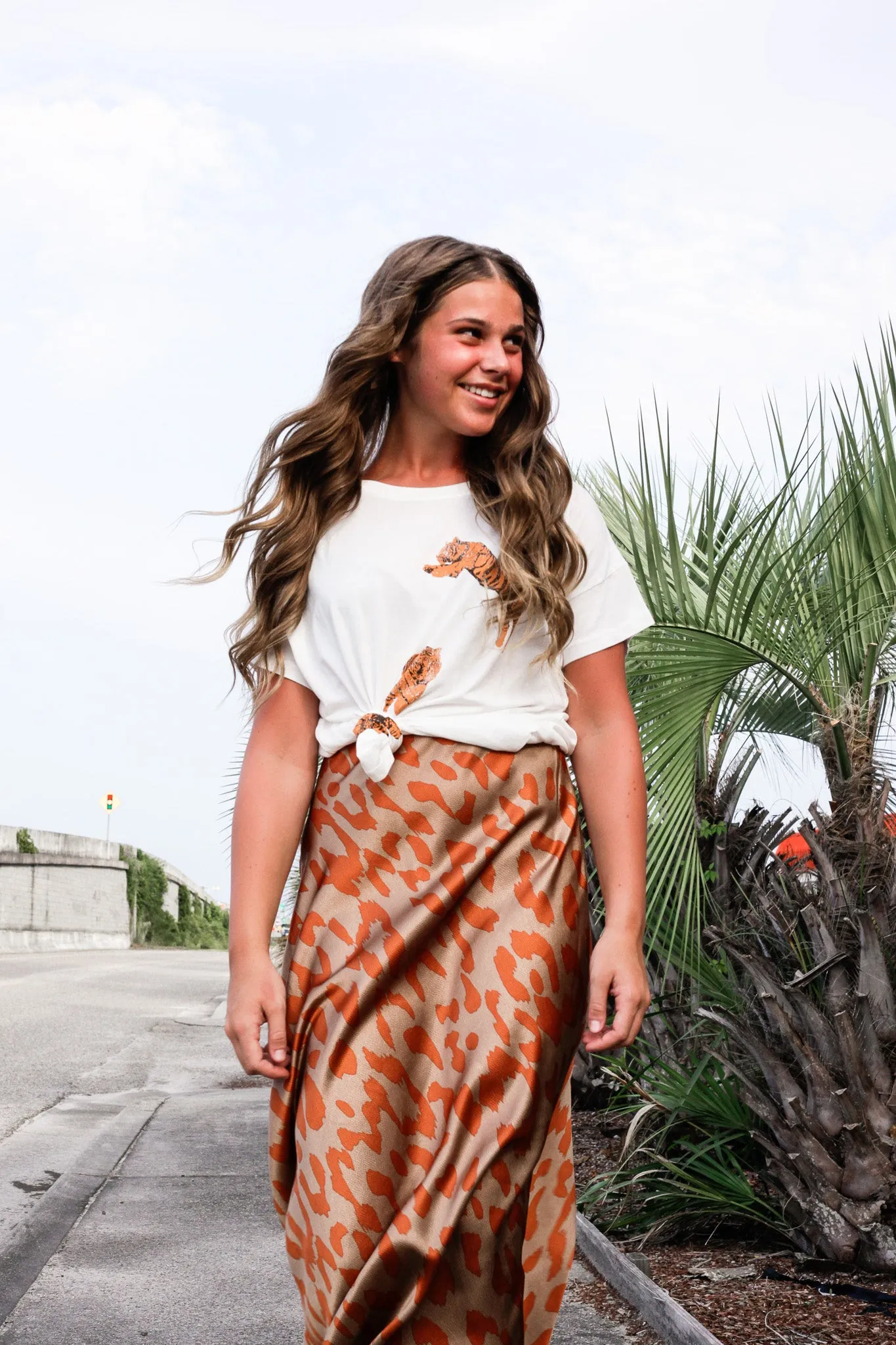 Tiger Vintage Graphic Tee Top