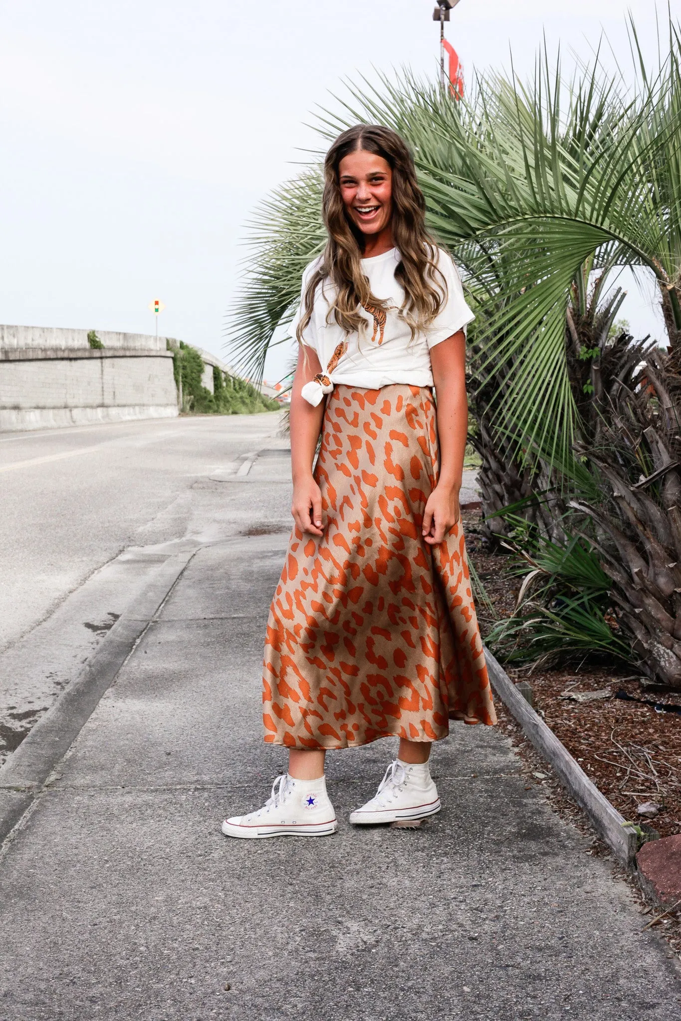 Tiger Vintage Graphic Tee Top