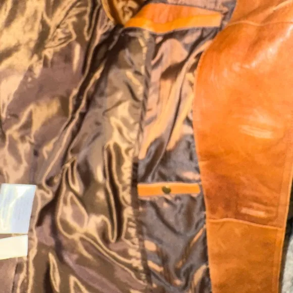 VTG Wilson’s Leathers Carmel 100%leather collared jacket size XL