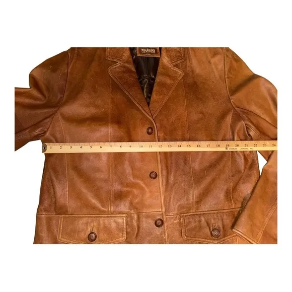 VTG Wilson’s Leathers Carmel 100%leather collared jacket size XL