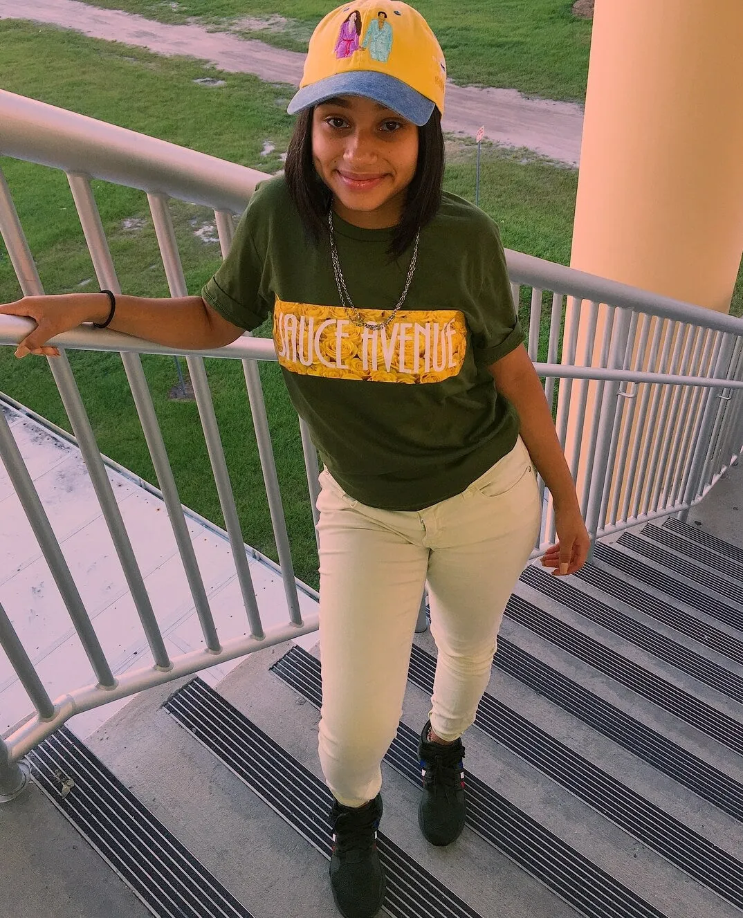 Yellow Rose SA | Olive Tee